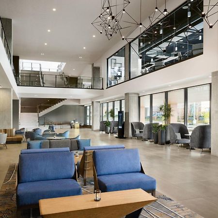 Отель Marriott Tacoma Downtown Экстерьер фото